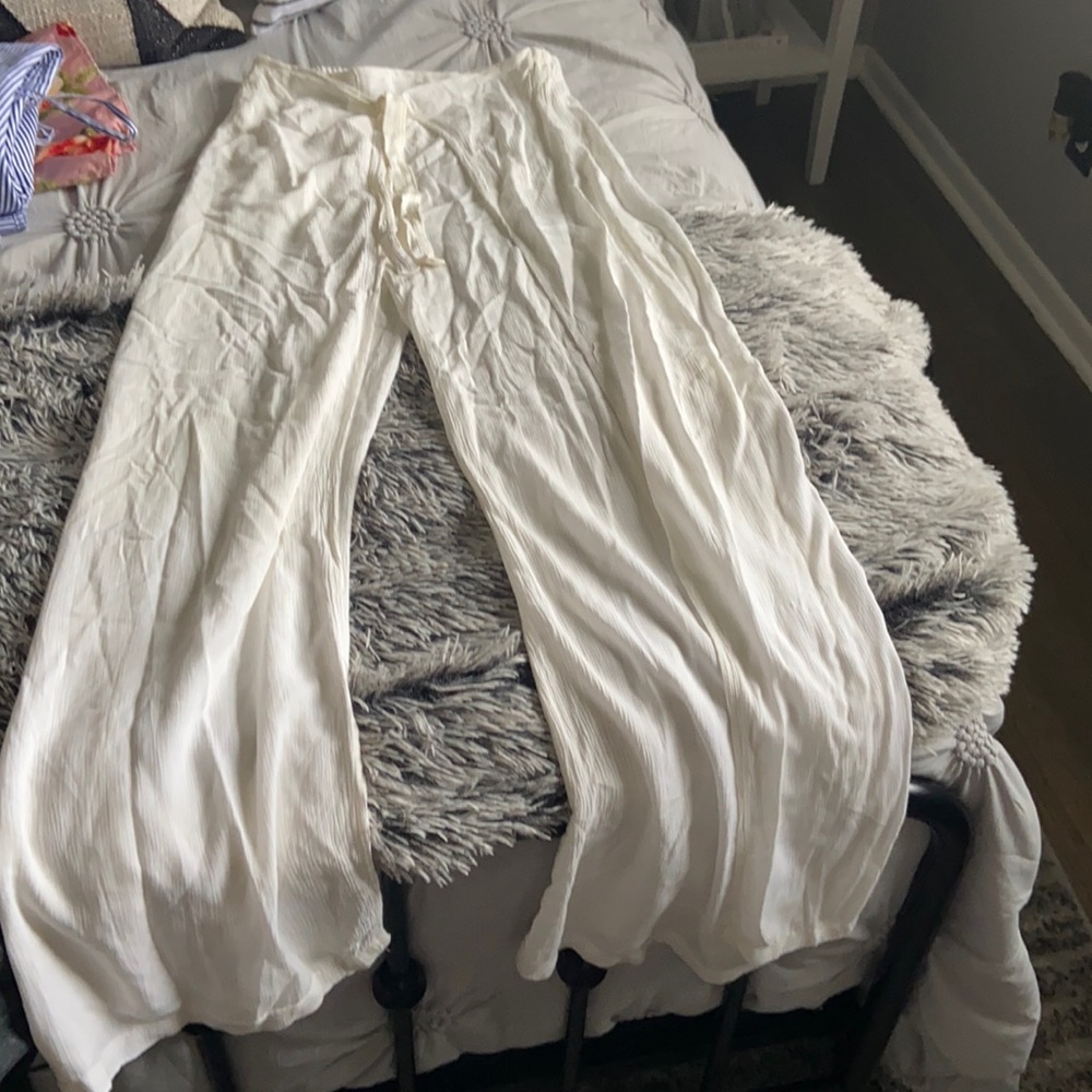 Cute light pants